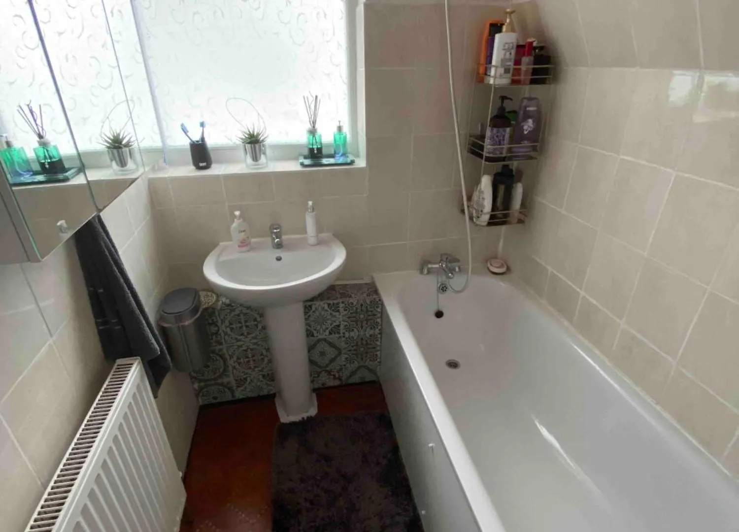 23 Central Avenue Hounslow