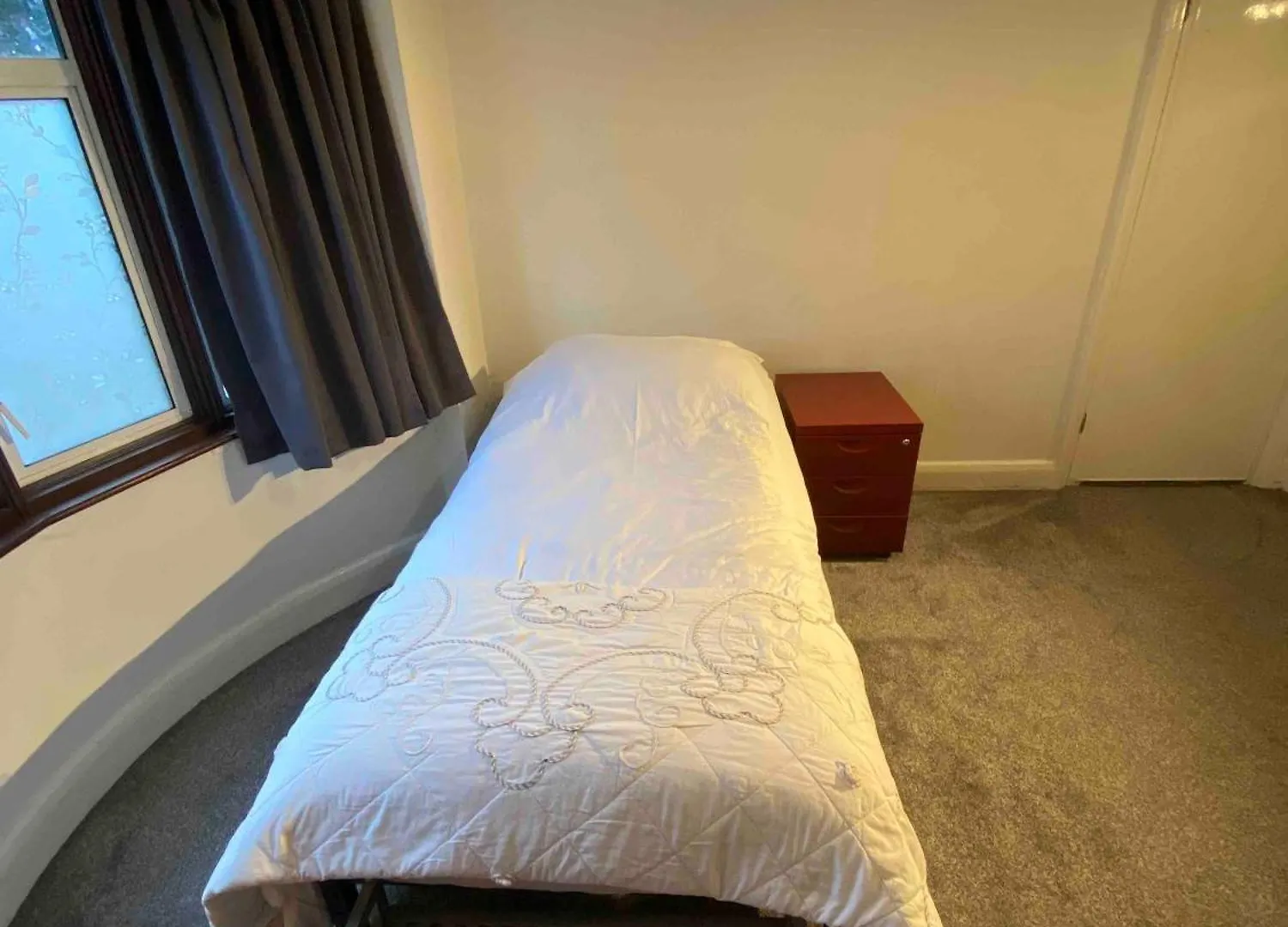 Quarto em Acomodações Particulares 23 Central Avenue Hounslow Reino Unido
